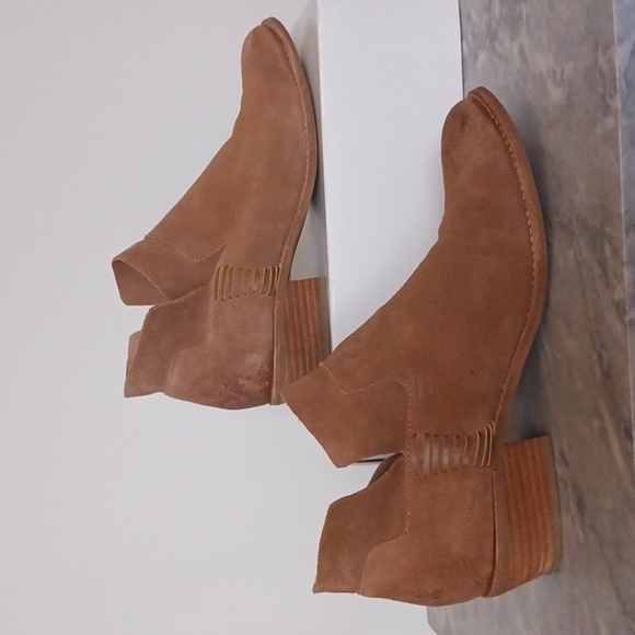 Dolce Vita Neutral Tan Suede Cleo Western Boho Whipstitch Ankle Booties Size 8.5 - Picture 2 of 9